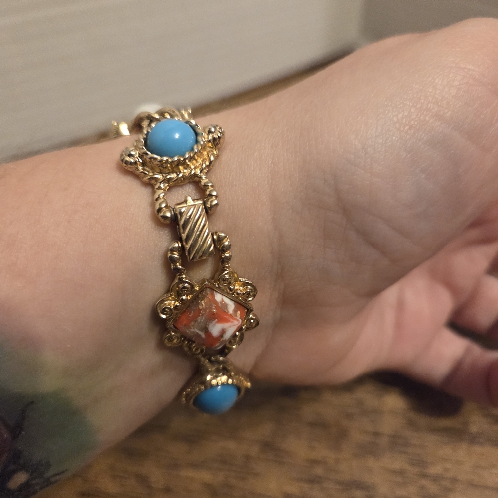 Sarah Coventry Vintage Gold Tone Bracelet with Pearl, Coral, and Turquoise - Picture 3 of 12